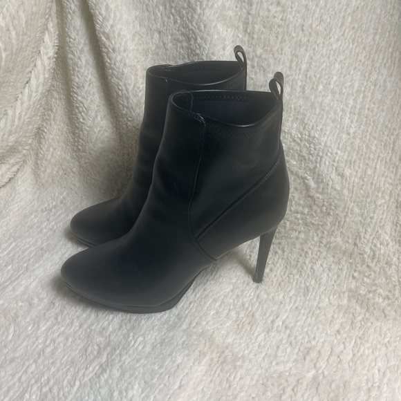 Nine West Shoes - Nine West leather black &synthetic stretchy side Ankle platform heel boots SZ9.5